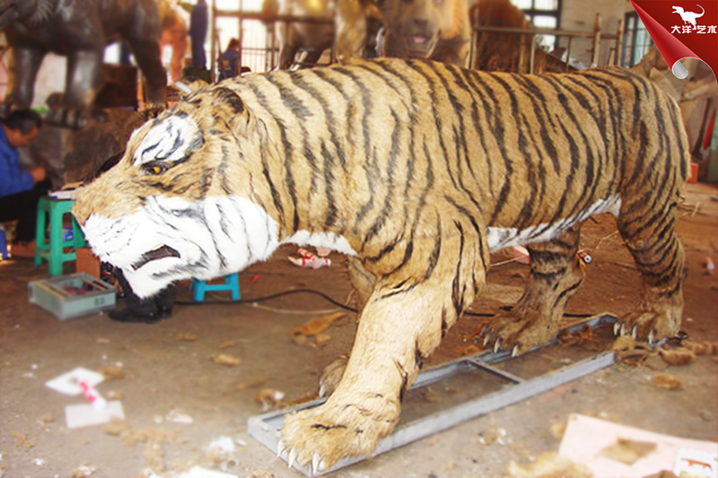 仿真老虎，景區(qū)動物園仿真老虎模型