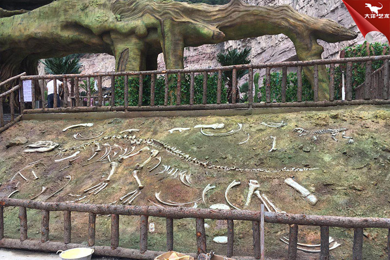 恐龍化石，恐龍骨架模型